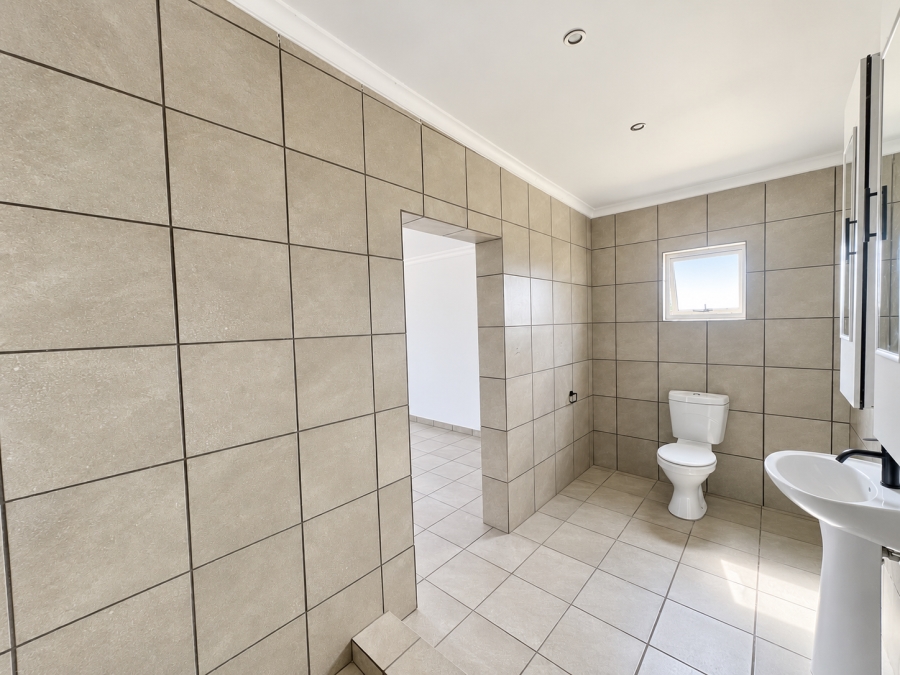 To Let 2 Bedroom Property for Rent in Long Acres Country Estate Western Cape